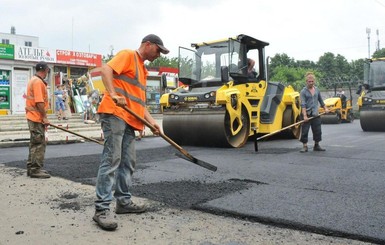 Бюджет-2021: Страну заасфальтируют в долг