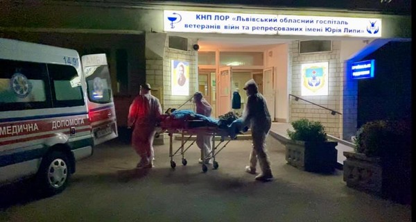 В госпитале под Львовом произошел взрыв при заправке кислорода: больных с коронавирусом срочно эвакуировали 