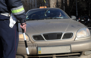 В Белой Церкви у таксиста 7 раз забирали права, но он продолжает возить пассажиров