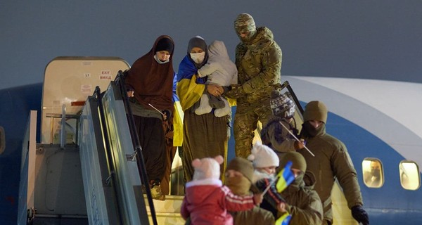 В первом обращении 2021-го года Зеленский рассказал о беженцах из Сирии и старых политических вирусах