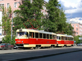 В городе ремонтируют центральные площади 