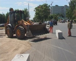 Донецкий частный сектор закатают асфальтом 