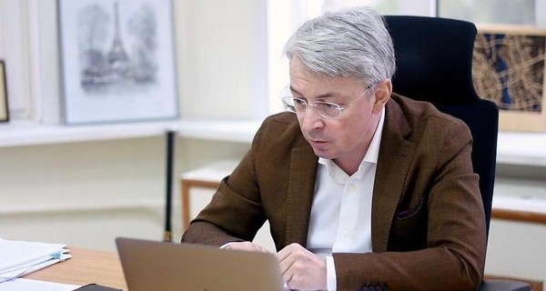 Ткаченко повременил бы с языковыми штрафами: Нужно дать время изучить и полюбить украинский