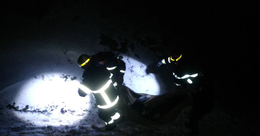 На Днепропетровщине супруги погибли, провалившись под лед