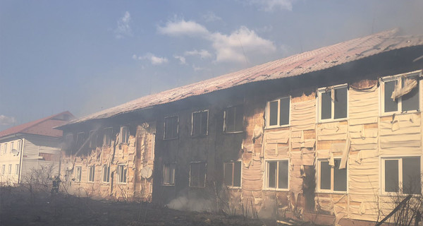 На Закарпатье произошел пожар в жилом комплексе, построенном для переселенцев