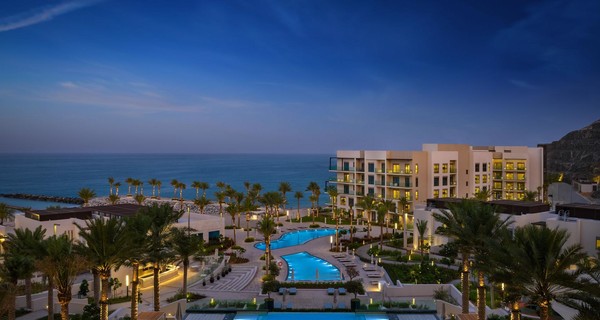 Факт. Компания Emaar Hospitality Group объявила об открытии Address Beach Resort Fujairah 5* в Фуджейре