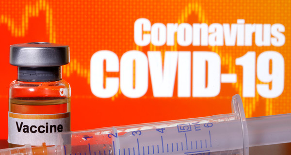 Вакцинацию от коронавируса завершили более двух миллионов украинцев