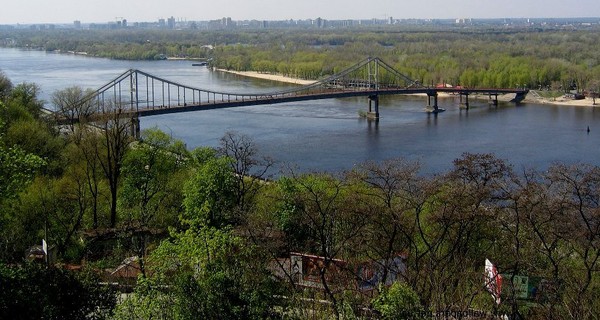 В украинских реках обнаружили следы лекарств против коронавируса