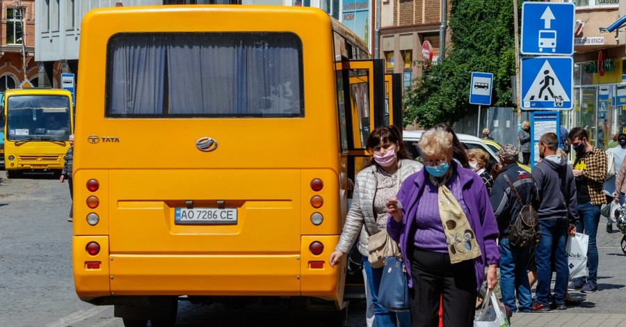 В нескольких маршрутках в Киевской области снизили проезд