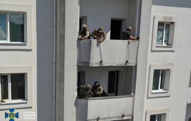 В Умани во время террористических учений “заминировали” отель недалеко от могилы Рабби Нахмана