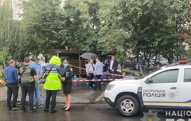 В Киеве на улице неизвестные избили и застрелили прохожего