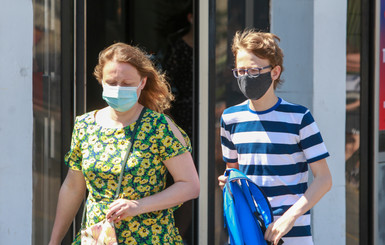 В последний день лета коронавирусом заболели 2075 украинцев