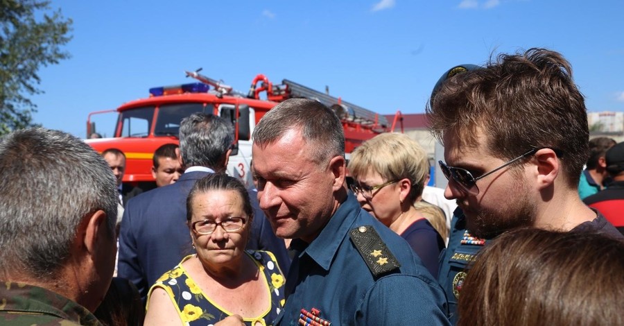 Погибшему главе МЧС Евгению Зиничеву присвоено звание 