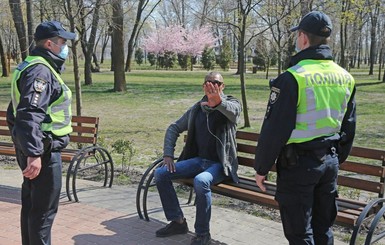 В Киеве - спецрейды по отлову тех, кто без масок: кого и на сколько штрафуют