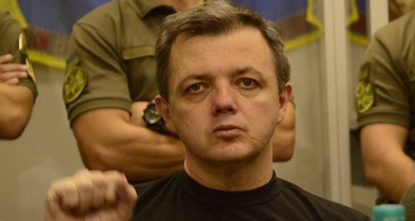 Экс-нардепу Семенченко вызывали в СИЗО скорую: потерял сознание после двухмесячной голодовки