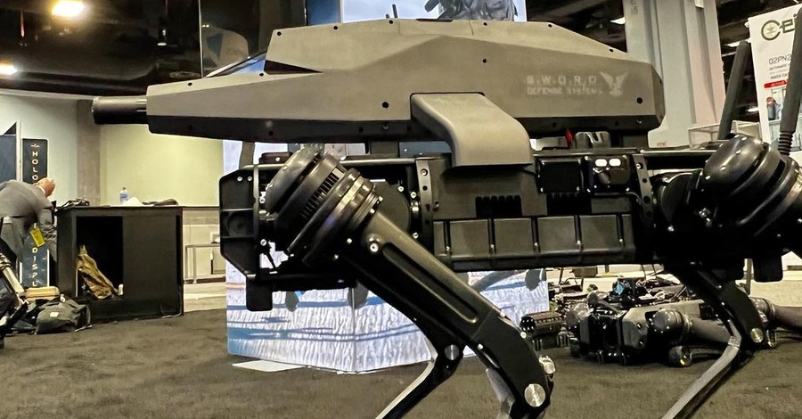 У США показали автономного робота-снайпера