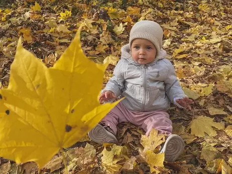 Світлана Тарабарова показала перші кроки своєї однорічної доньки