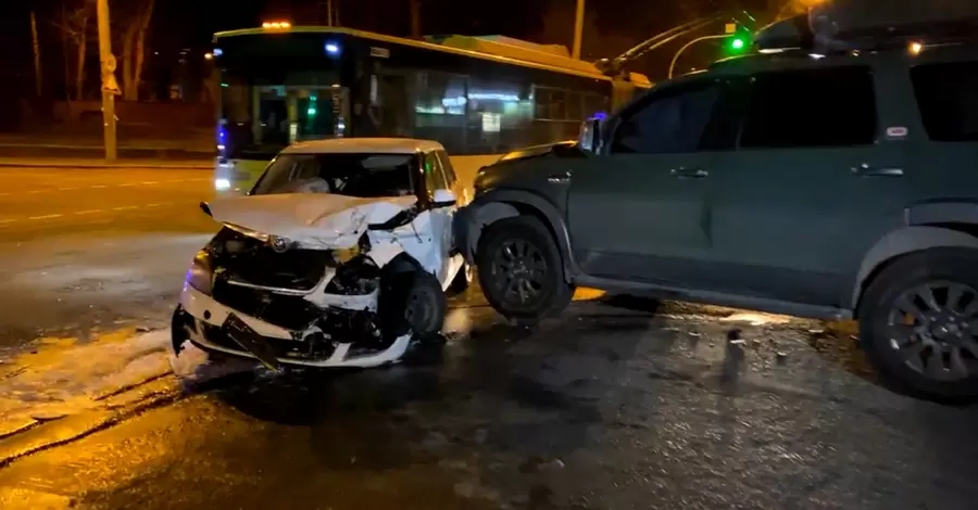 У Києві художник Поярков потрапив у ДТП