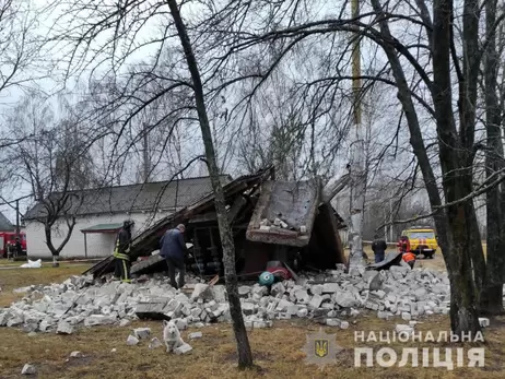 На Волыни прогремел взрыв в школе, учителей и детей эвакуировали