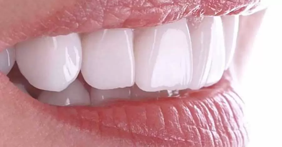 У США медики видалили чоловікові зуб, що виріс у носі