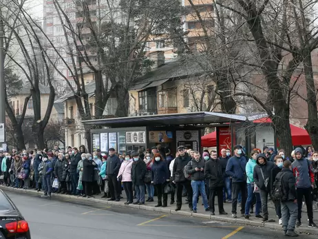 «Желтая» зона карантина в Украине резко увеличилась: туда вошли Киев и восемь регионов