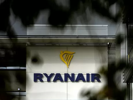 Авіакомпанія Ryanair скасувала низку рейсів з України