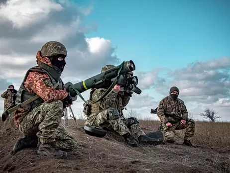 Новый год на Донбассе начался с обстрелов, несмотря на режим прекращения огня