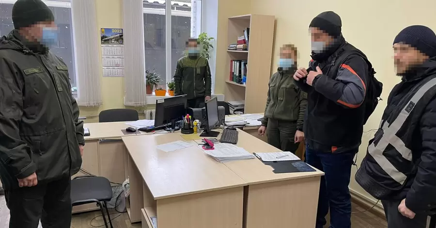 Масовий розстріл у Дніпрі: силовики проводять обшуки у військовій частині, де служив Рябчук