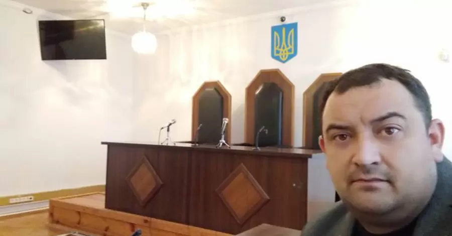 Нардеп Сергій Кузьміних не прийшов до суду: Терміново поїхав до Житомира за паспортом