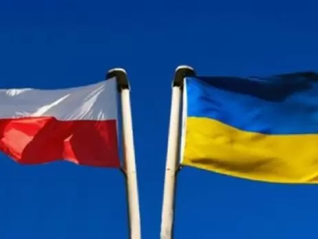 Влада Польщі схвалила передачу Україні військової техніки