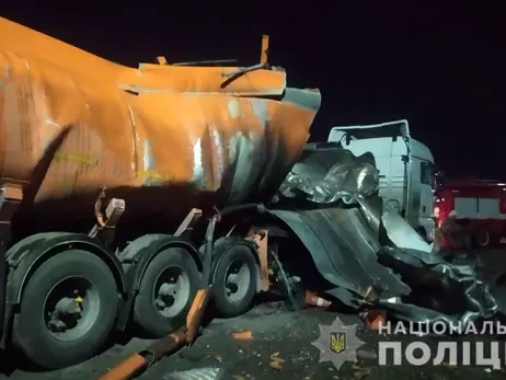 На Полтавщине взорвался бензовоз, есть погибший