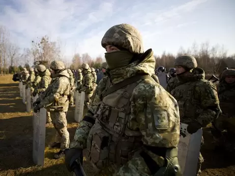 Українців попередили, що правоохоронці частіше перевірятимуть документи та автомобілі