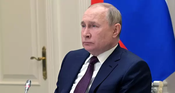 Владимир Путин: Россия признала так называемые “ДНР” и “ЛНР” в границах Донецкой и Луганской областей✎