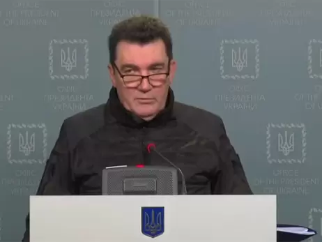 СНБО предложил ввести режим чрезвычайного положения в Украине, а военного - только в случае необходимости