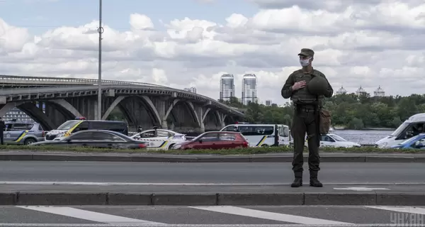 Верховна Рада ввела в Україні надзвичайний стан з півночі 24 лютого до 25 березня