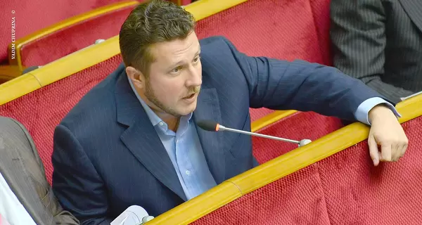 Нардеп Антон Яценко вийшов із фракції «Батьківщина», не пробувши у ній і року