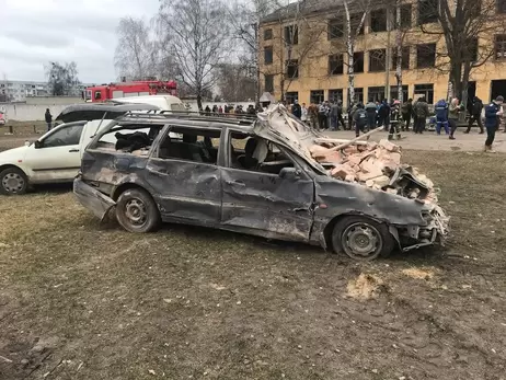 В Охтирці російські війська розстріляли цивільних та військову частину.