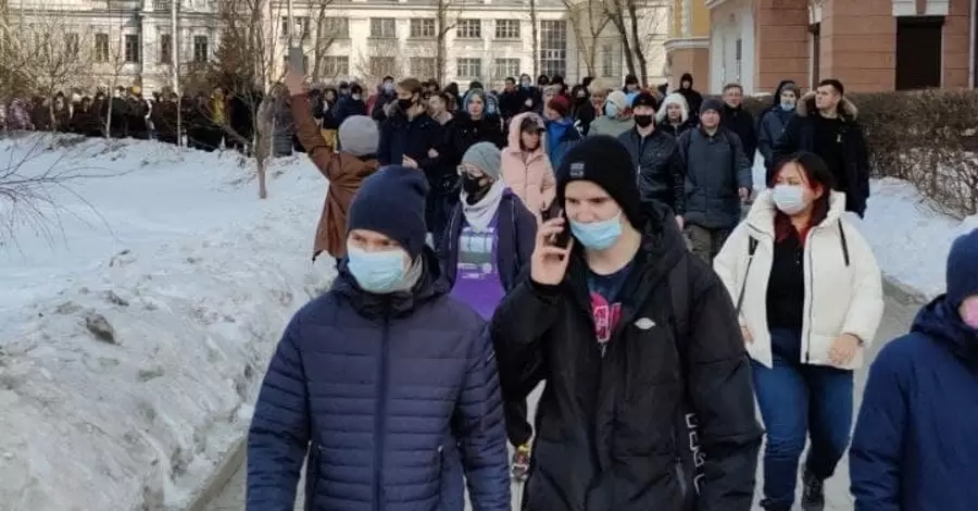 Антивоенные митинги в России 6 марта: около 1000 задержанных в 29 городах страны