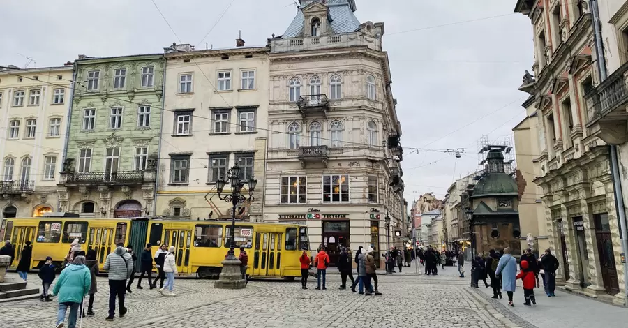 Понад пів мільйона людей орендували житло у західних областях України за два тижні війни