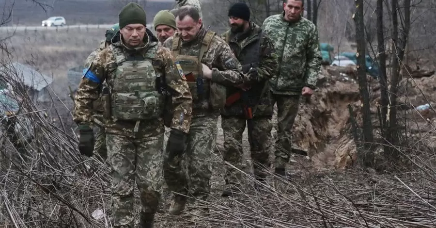 Законы «военного времени»: Налоговая реформа, продление военного положения и зарплаты учителям