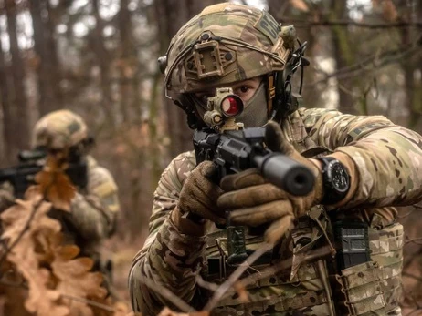 У Міноборони роз'яснили, хто із військовослужбовців отримає до 100 тисяч гривень винагороди