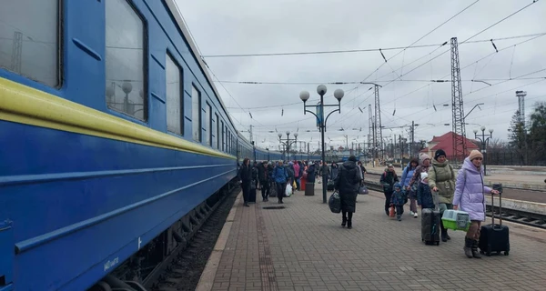 Впервые с начала новой войны из Польши в Украину вернулось больше людей, чем выехало