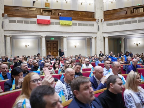 Військові рішення Верховної Ради: Ще 3 місяці воєнного стану та заборона «Z»