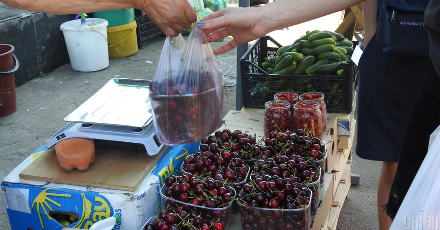 Аграрні експерти: Ціни на полуницю, вишню та черешню можуть приємно здивувати