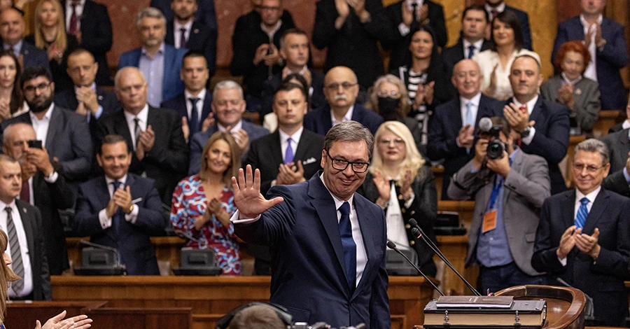 Президент Сербії: Запланований візит Лаврова ускладнюється у всіх сенсах