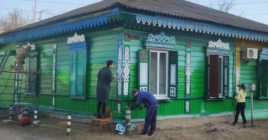 В Чернигове 100-летним домам делают новые лица