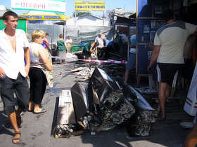 Рынок «Юность» чуть не сгорел из-за окурка 