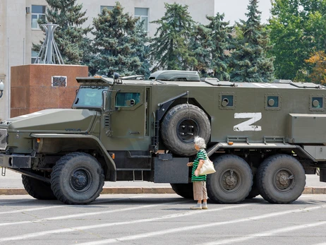 Після ударів ЗСУ по мостах російське військове командування втекло з Херсона