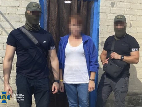 Дружина бійця ЗСУ передавала росіянам дані про позиції українських військових