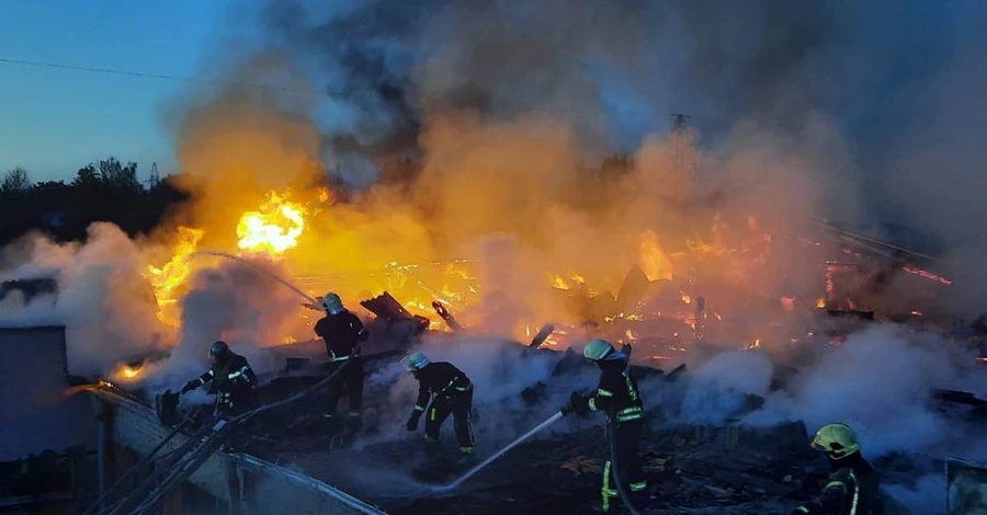 Росіяни били ракетами по Харкову та околицях Запоріжжя